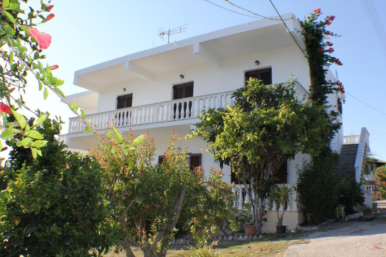Nikolas House Arillas  Eksteriør billede
