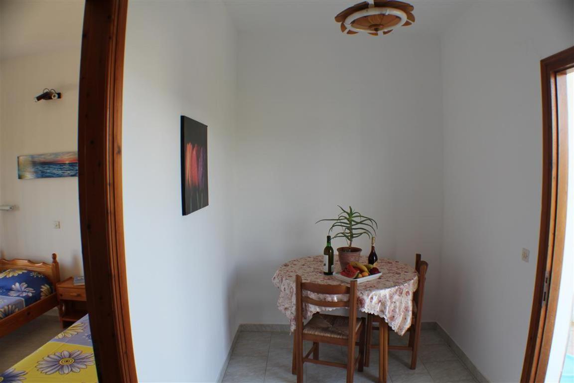 Nikolas House Arillas  Eksteriør billede